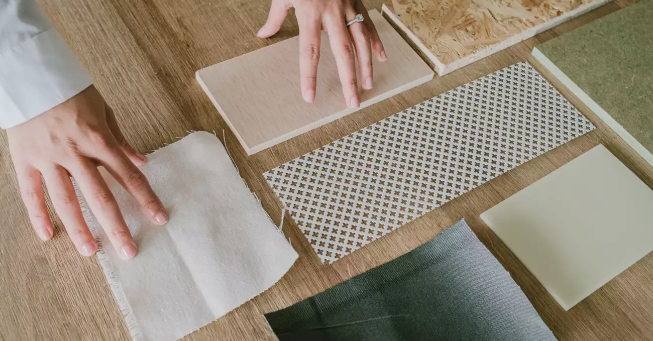 Naturalne materiały i zrównoważony design w odpowiedzialnym projektowaniu wnętrz