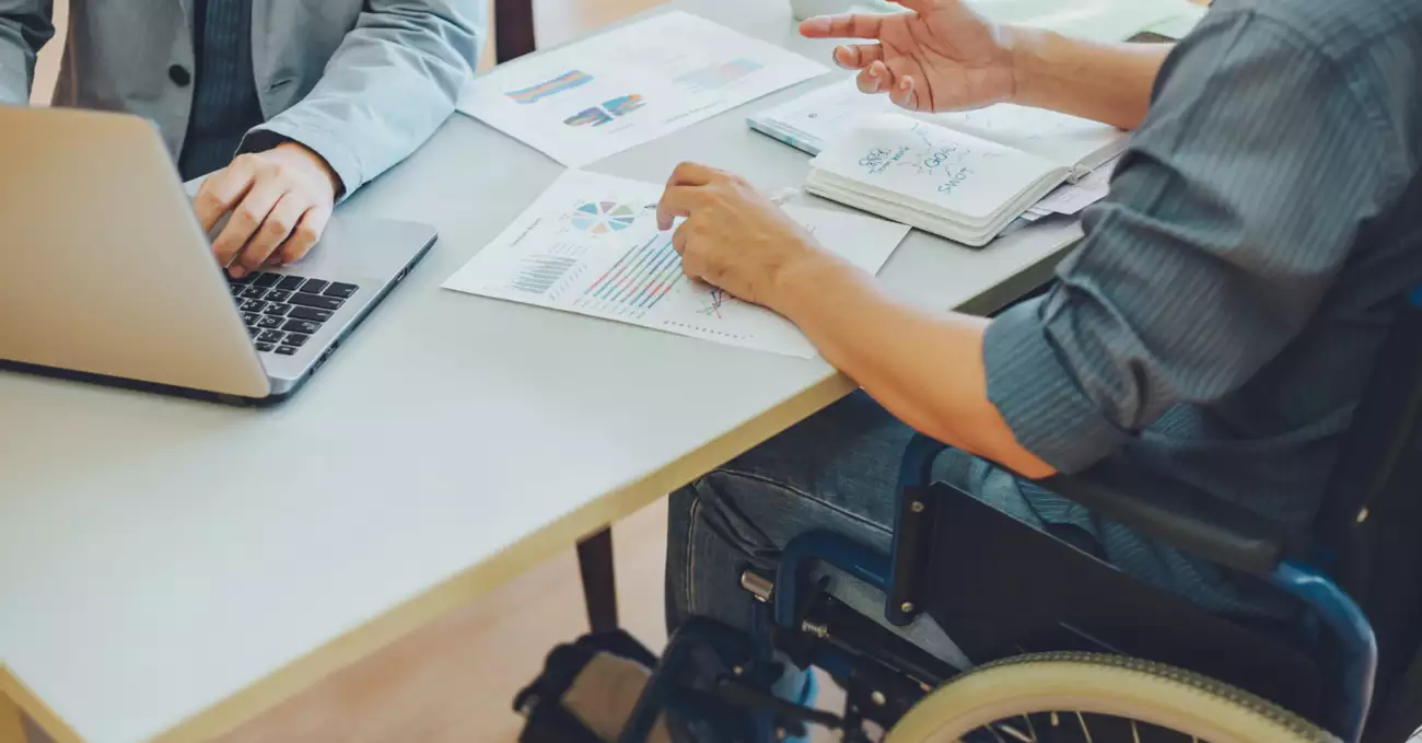 Wyzwania i rozwiązania w projektowaniu wnętrz dla osób z niepełnosprawnościami